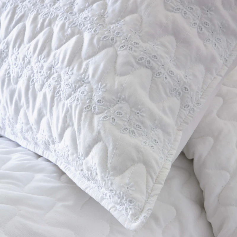 Colcha bouti blanca cosida Lorea de FUN DECO - Imagen 6